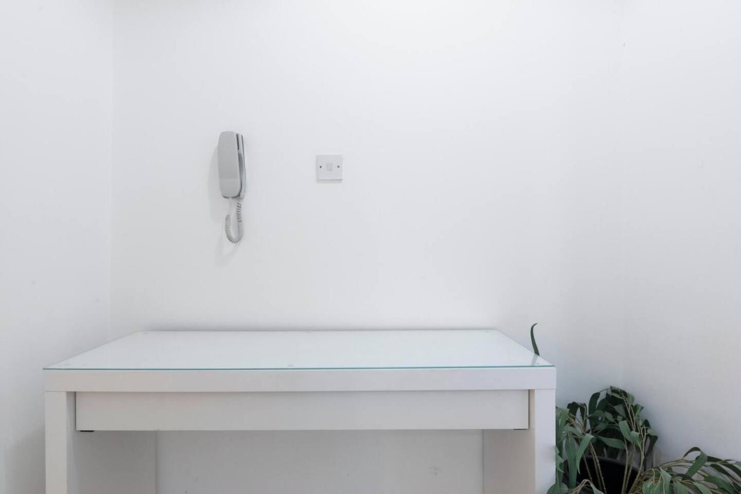 2 Bed Apartment- Finsbury Park Station B Londra Exterior foto