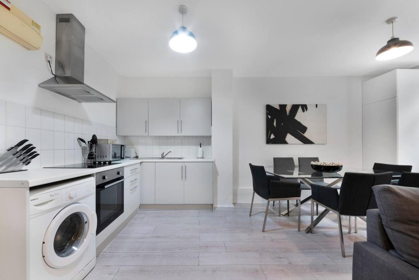2 Bed Apartment- Finsbury Park Station B Londra Exterior foto